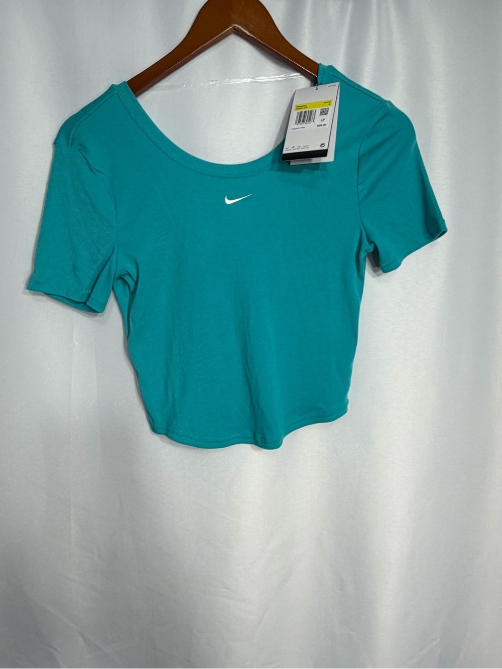 Nike Teal Short Sleeve Cropped Top size S new W tags